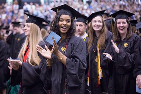 oakland university graduation